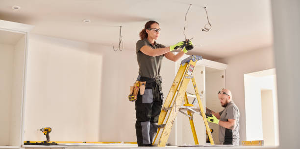 Best Affordable Emergency Electrician  in Edgerton, MN